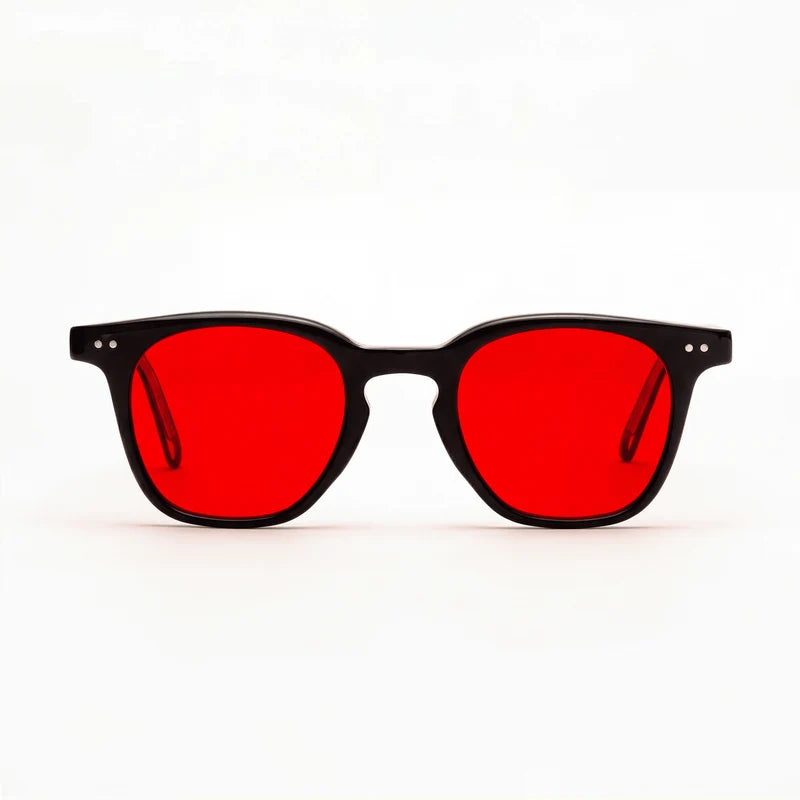 Nuit — verres rouges